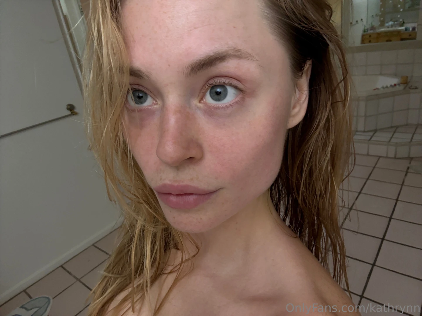 No covers no clothes be ready to zoom in 