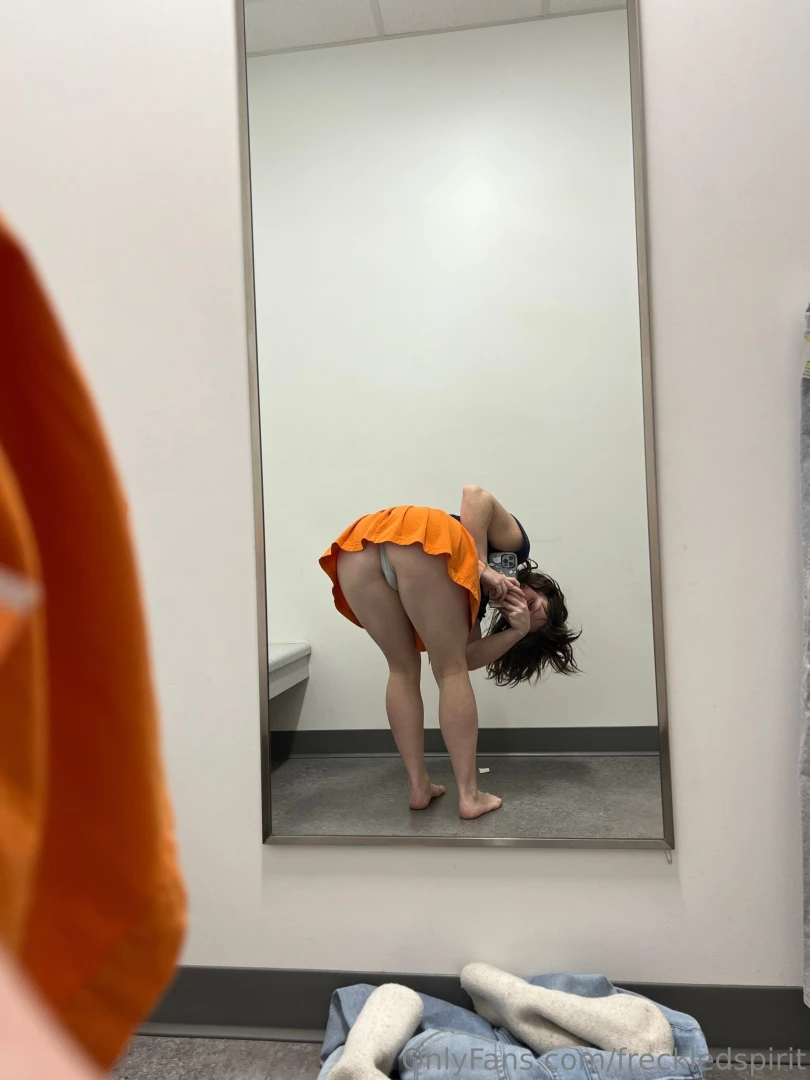 This skirt is a little short 