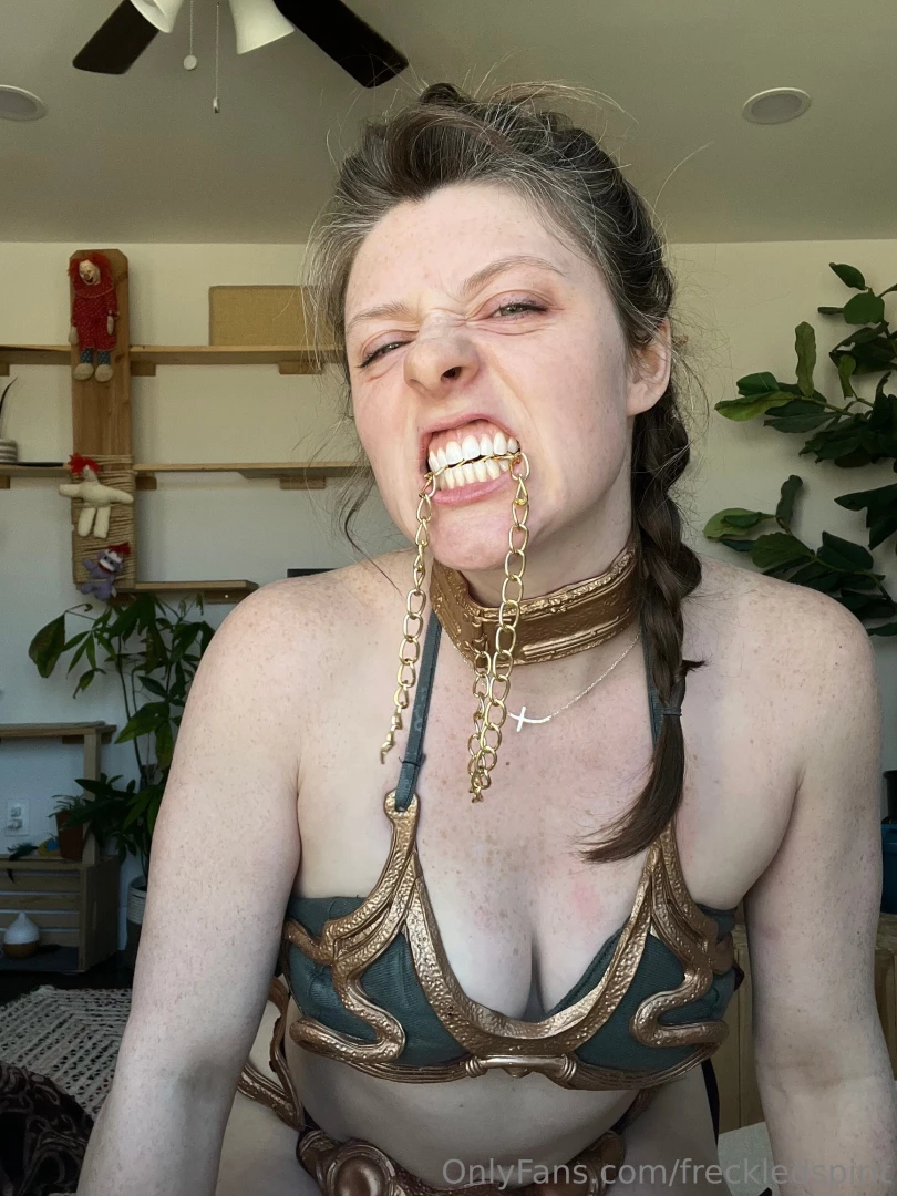 Princess leia in her gold bikini again part 2 