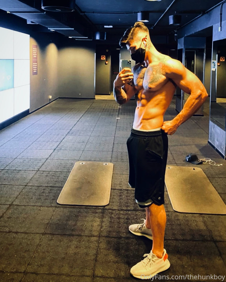 I m the boss find me at instagram mrmoreno20 