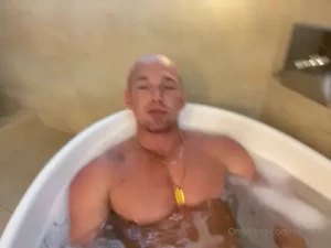 So i suck at live posts what do you guys like to see do you like to