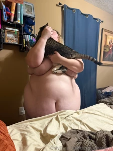 Snuck in some pics of britt embracing one of our kitties and snapped a part 7