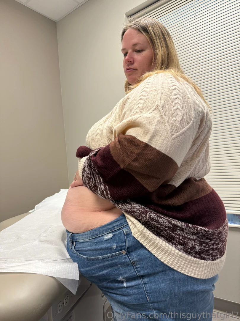 At the 17 week appointment feeling extra fluffy 