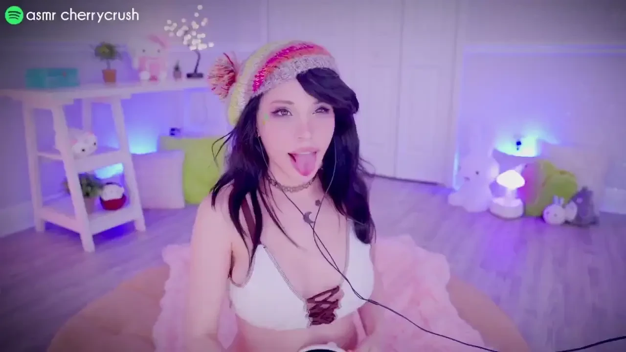 Nsfw - fast aggressive and super naughty asmr 