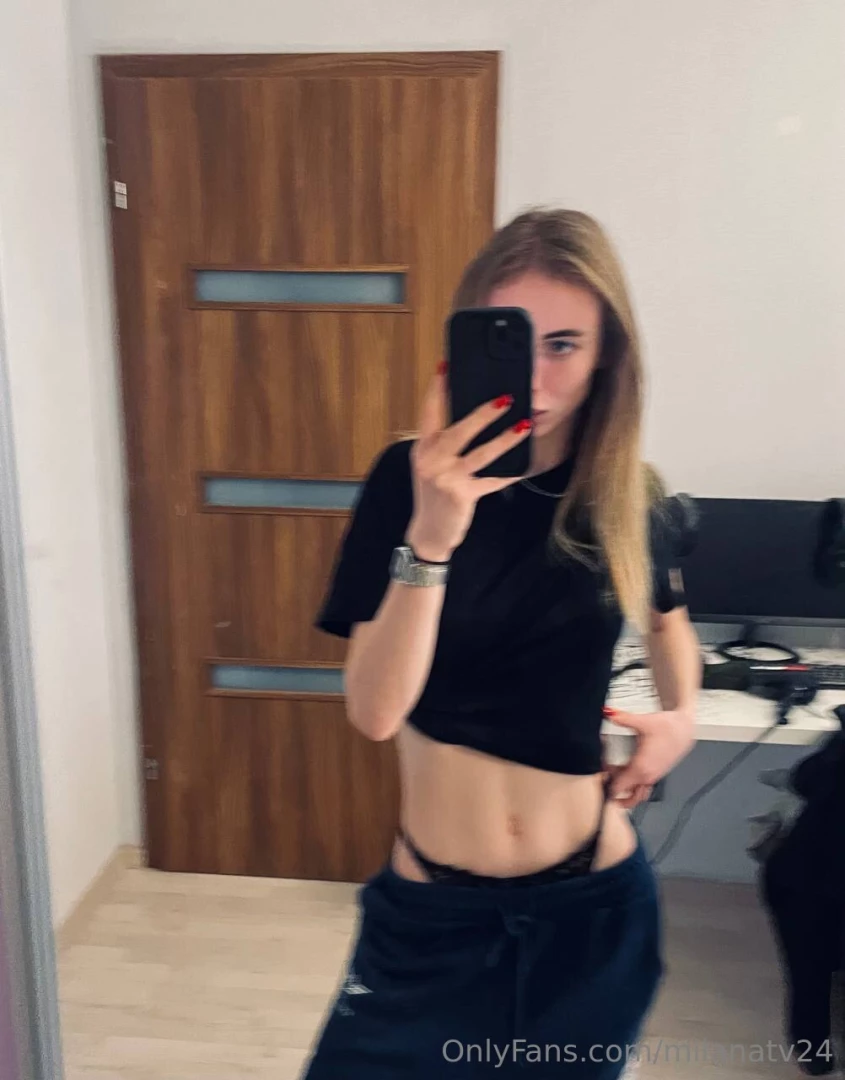 Does red suit me part 64 