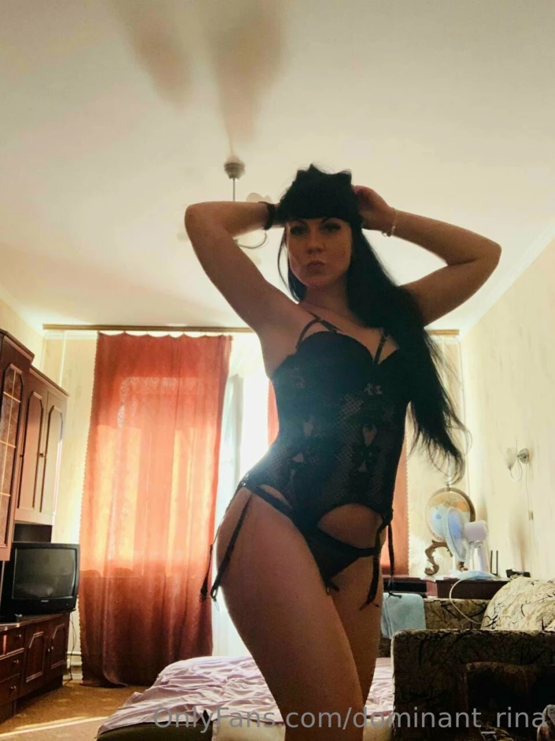 Your gentle girl wants to play 