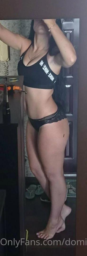 My hot body will make your dick harder 