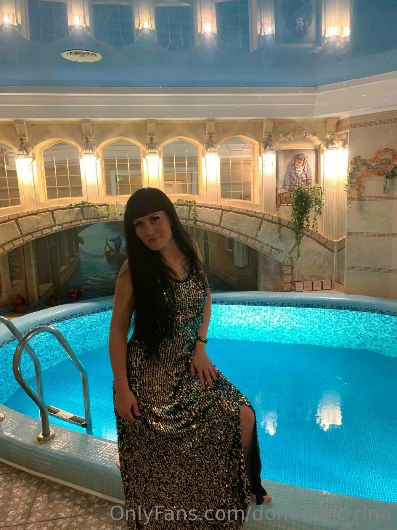 Do you want to play with me in this pool 