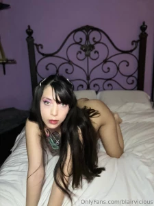 Some more pics of my first set of pregnant photos love how swollen my part 5