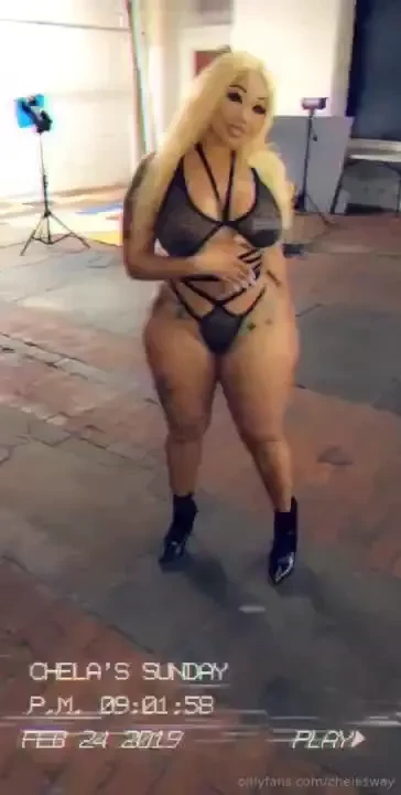 I love these sexy ass photo shoots 