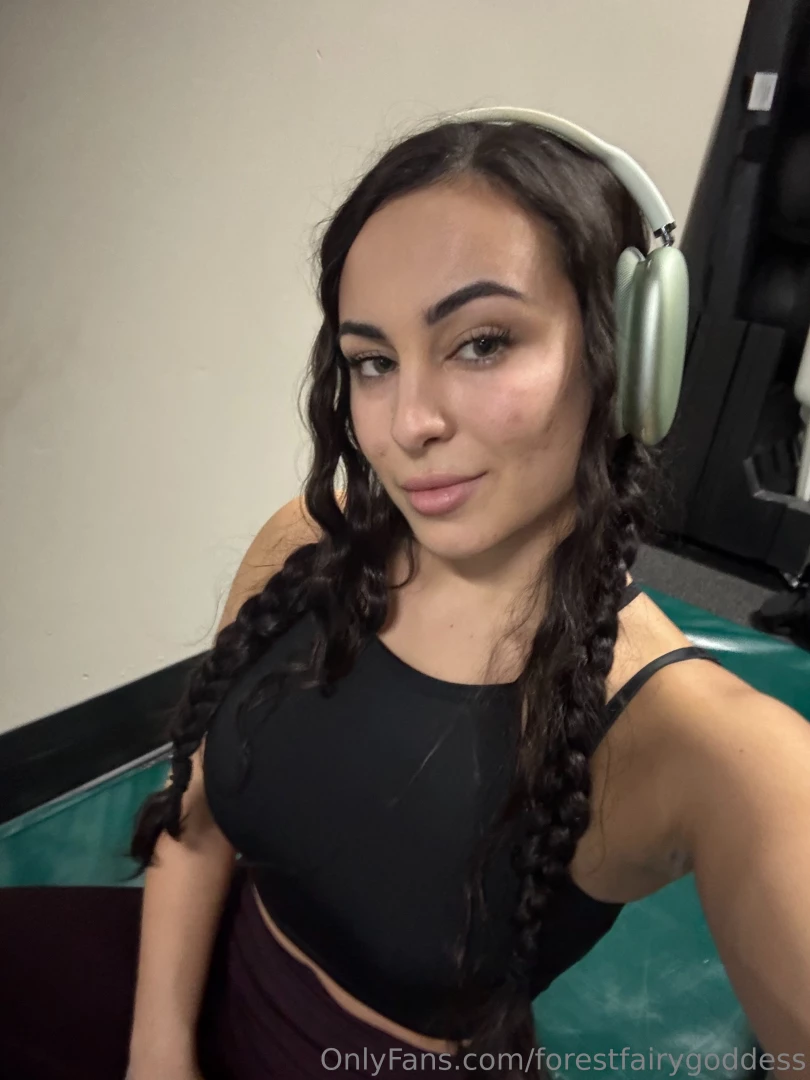 If i was your gym crush would you approach me 