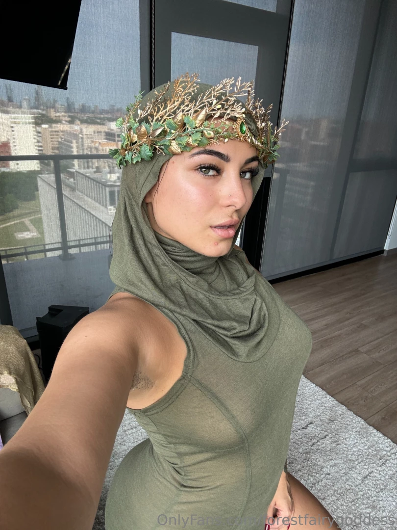 Your forest fairy goddess in full effect 