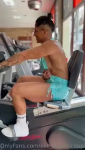 Sweating sexy for you