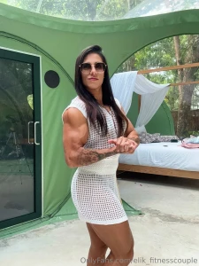 How much do you like biceps girls
