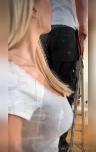 I fucked my electrician listen i know it s so bad that i did this