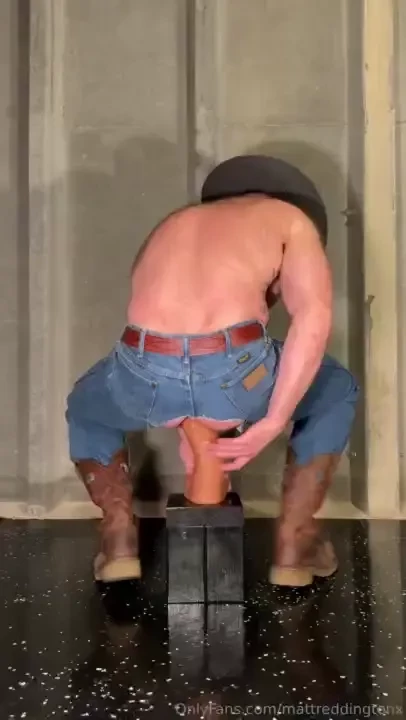 Was super horny today and needed my hole filled so i threw on my 