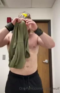 Forgot to post this flex vid after my chest workout yesterday