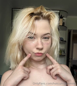 Jenny_shine do u like my boobs jenny_shine just dm me and i ll show u part 24