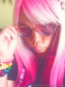 Some cute pics got some new cute striped add ons for my wig part 4