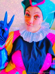 My fizzarolli cosplay arrived it fits perfectly and i m so happy with