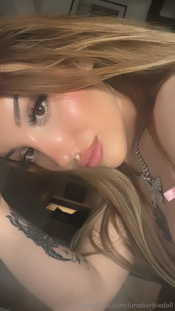 Guess who s bday is today just want to say thank you to all my fans so part 1 