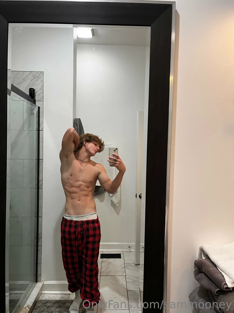 Happy monday part 432 