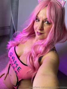 I am thinking at the next photoset ideas