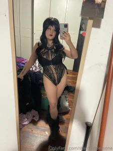 Happy valentine day i am on a new photo set hope to post it tonight