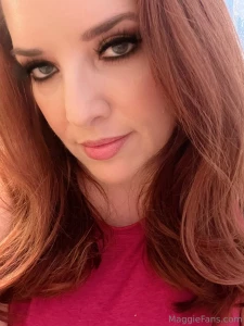 Just lil me sayin hi