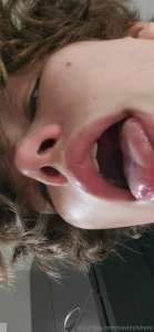 Hey new subs thx so much for the support please feel free to give some