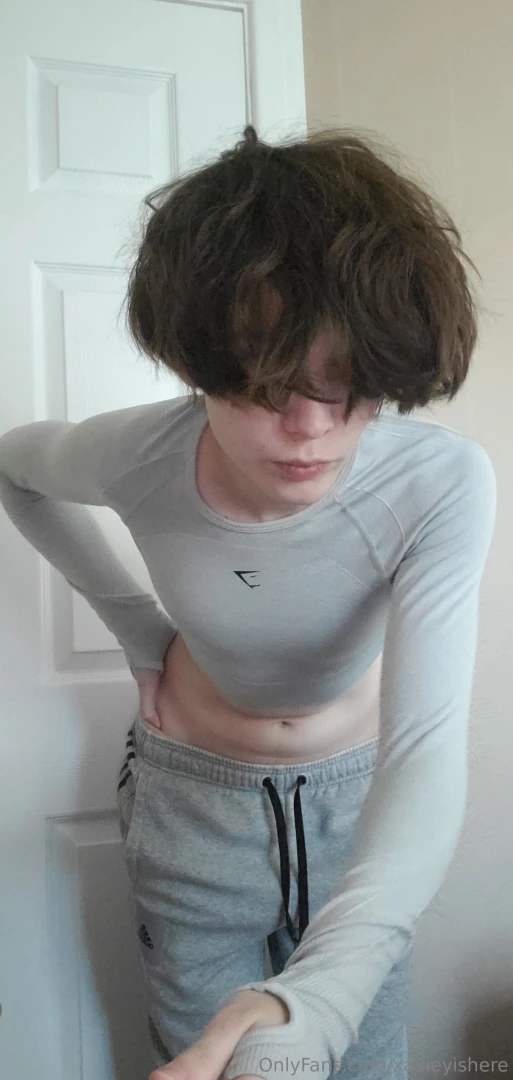 Wanna come to the gym with me i could use some help cleaning up in the part 1 