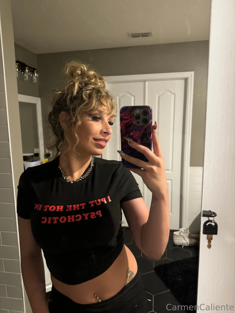 Mirror pic queeeeeen 