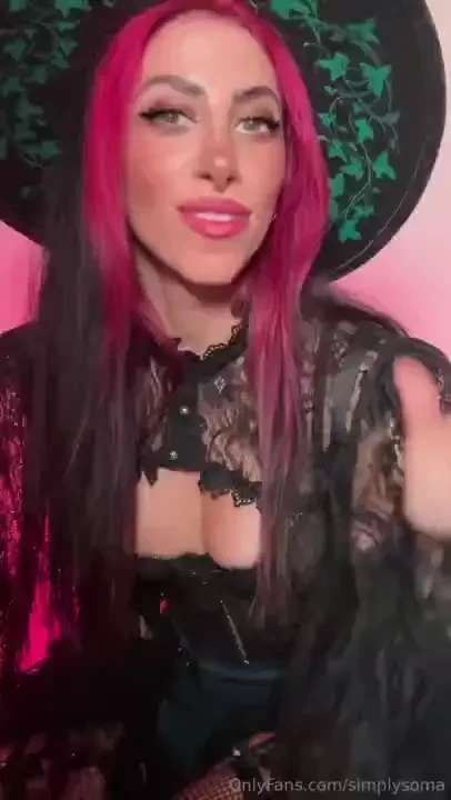 I heard you think vampires are sexy hehe 