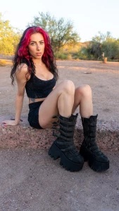 Miniskirts and platform boots hehehe what a magical combo