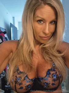 Ummmmm the better pictures are on my vip https onlyfans com part 3