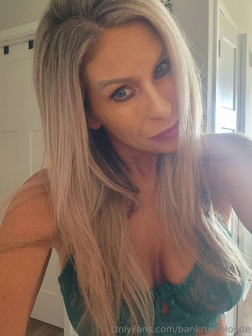 Babe i ve been such a little slut today wanna see dm me part 1 