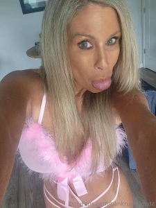 Happy anniversary to meeeeee part 3