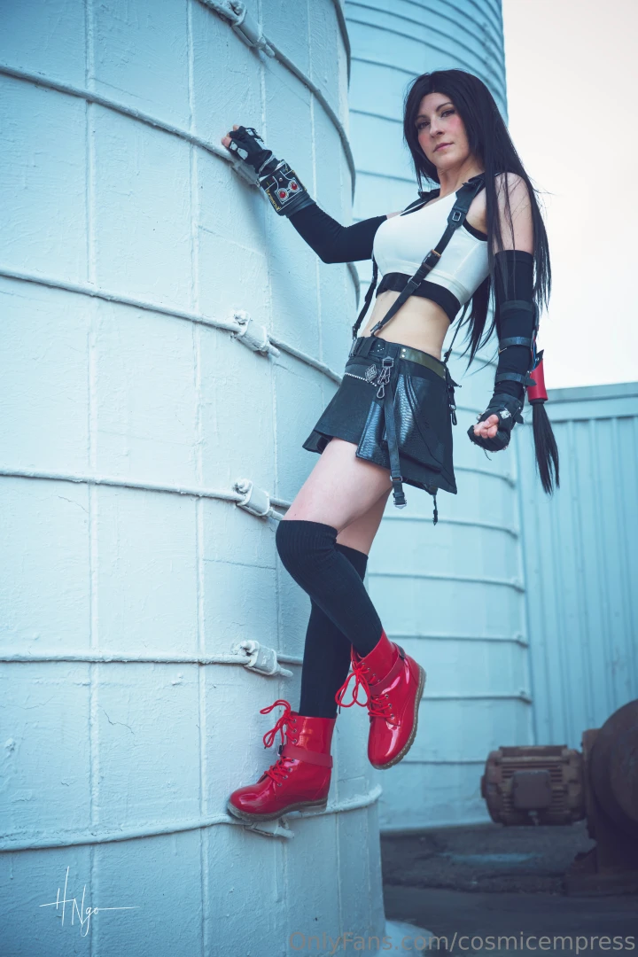 Hang in there photo by hngophotography 