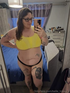 My latest anal play video is on my vip page belle_trixxy go now 60 off