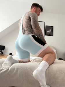 1 of 27 the other 26 photos have just been posted to hatts17