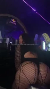 Felt like spoiling yall a little bit with a 1 min free video now would