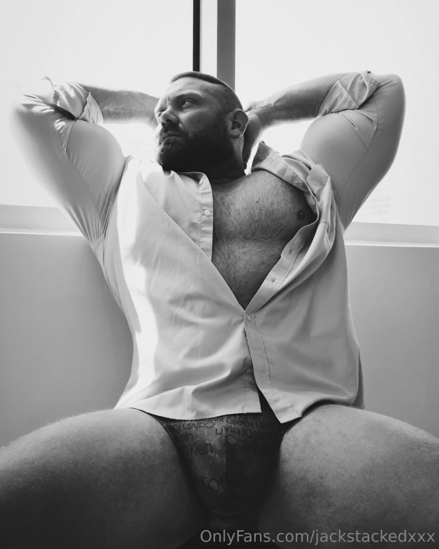 Does this shirt make my muscles look big 