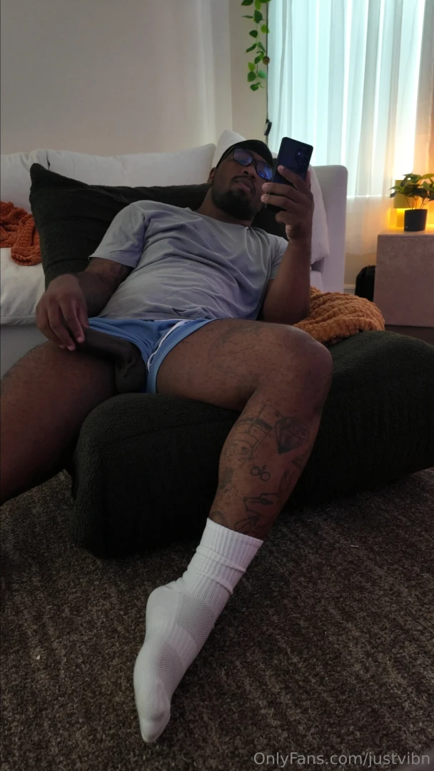 Morning wood unlock for the uncensored video 