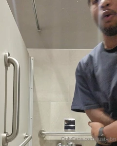 The face u make when you almost get caught with yo dick out in target