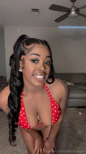 Can you put that boner between these