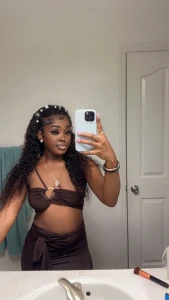 Guess what this mirror is reflecting your next obsession