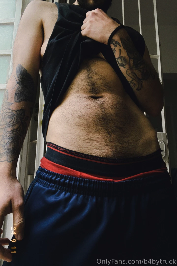 Unblock this one to see my bigclit if you like this album let me know 