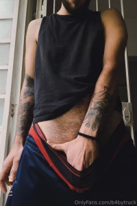 Unblock this one to see my bigclit if you like this album let me know part 1