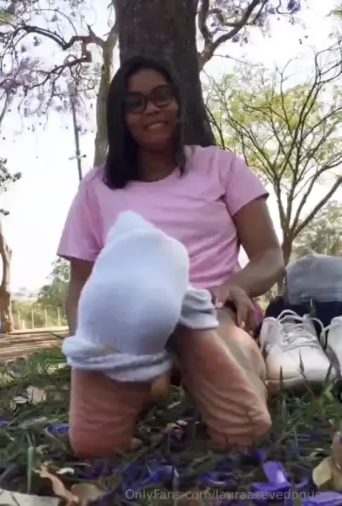 Lauraazevedoqueen1 part 105 