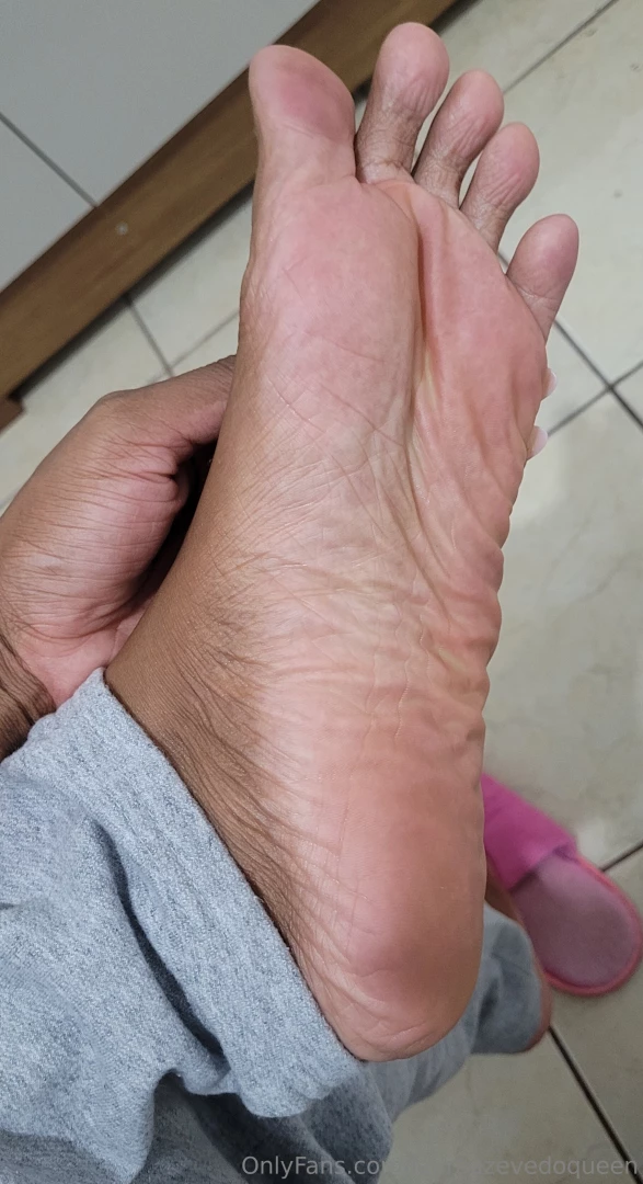 Lauraazevedoqueen1 part 43 